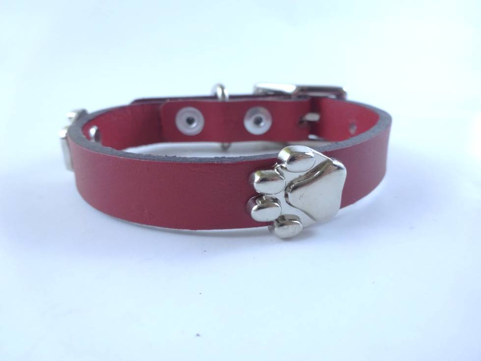 Collar con Aplicación Metálica Huella para Perro de Piel, 1cm de ancho